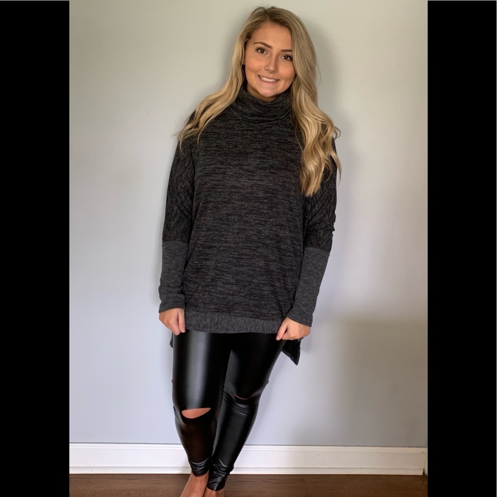 Last ☝️!! Black Turtleneck Tunic